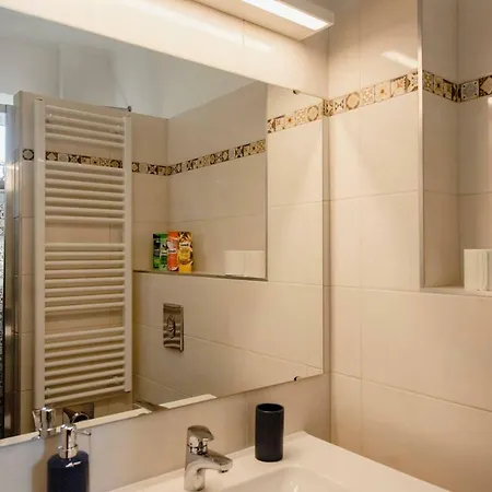 Viola Family Free Parking Pécs